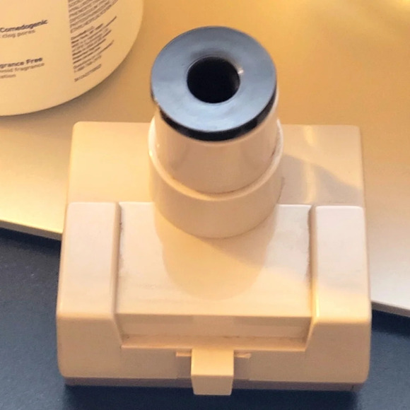 Nintendo NES R.O.B the ROBOT Gyro Small Rail Attachment & Gyro Motor - Picture 7 of 8